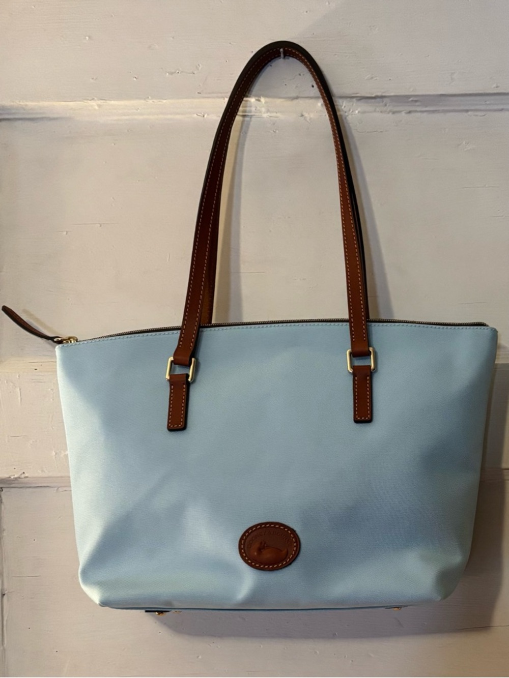 Dooney & Bourke Nyon Zip tote NWT